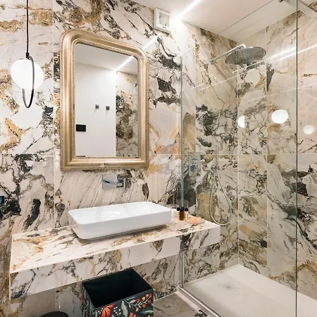 ヴィラ Zagara Bianca サーヴォカ